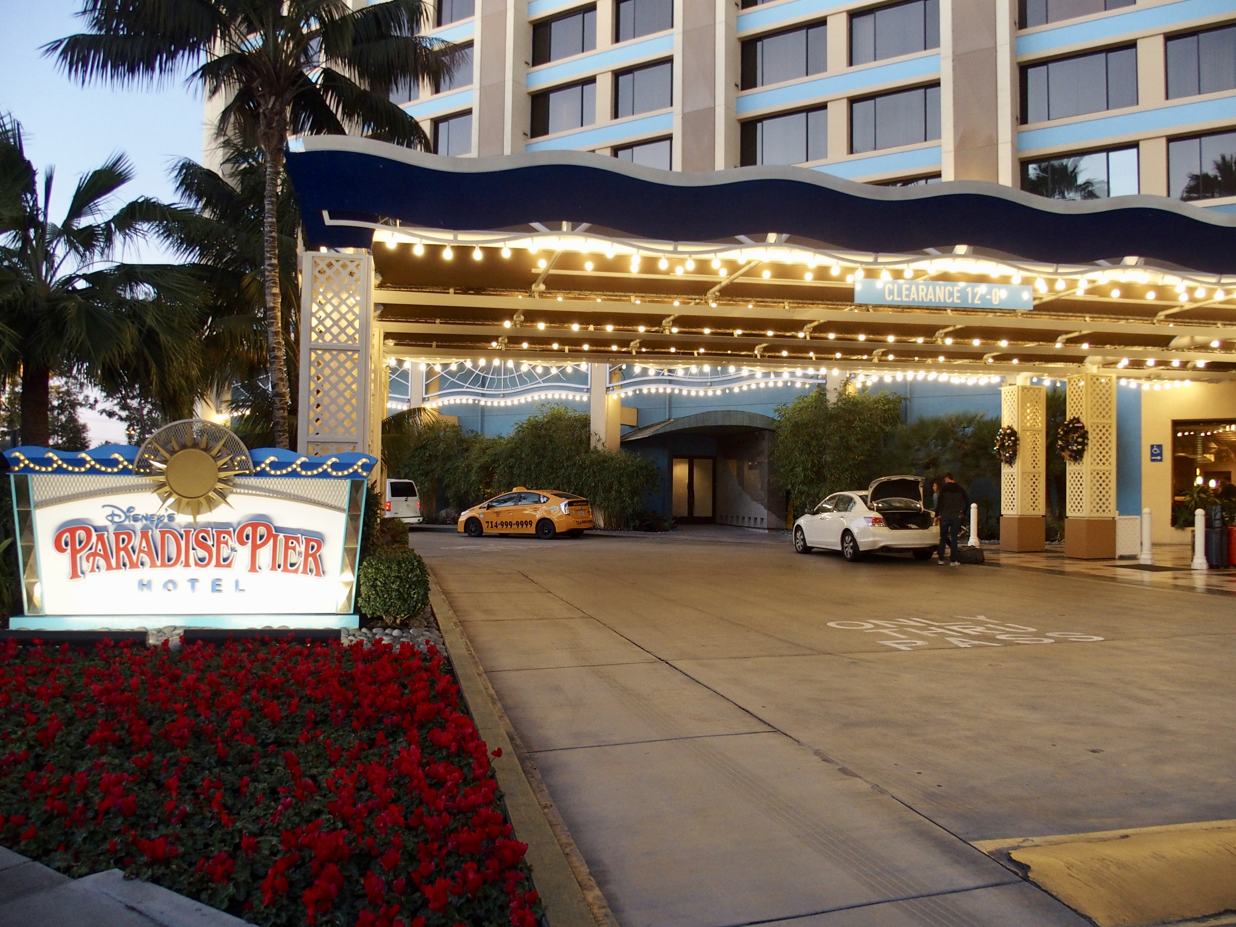 カリフォルニア ディズニー ディズニー パラダイス ピア ホテルに宿泊 実際に泊まってわかったメリット デメリットとは クレカトラベラー