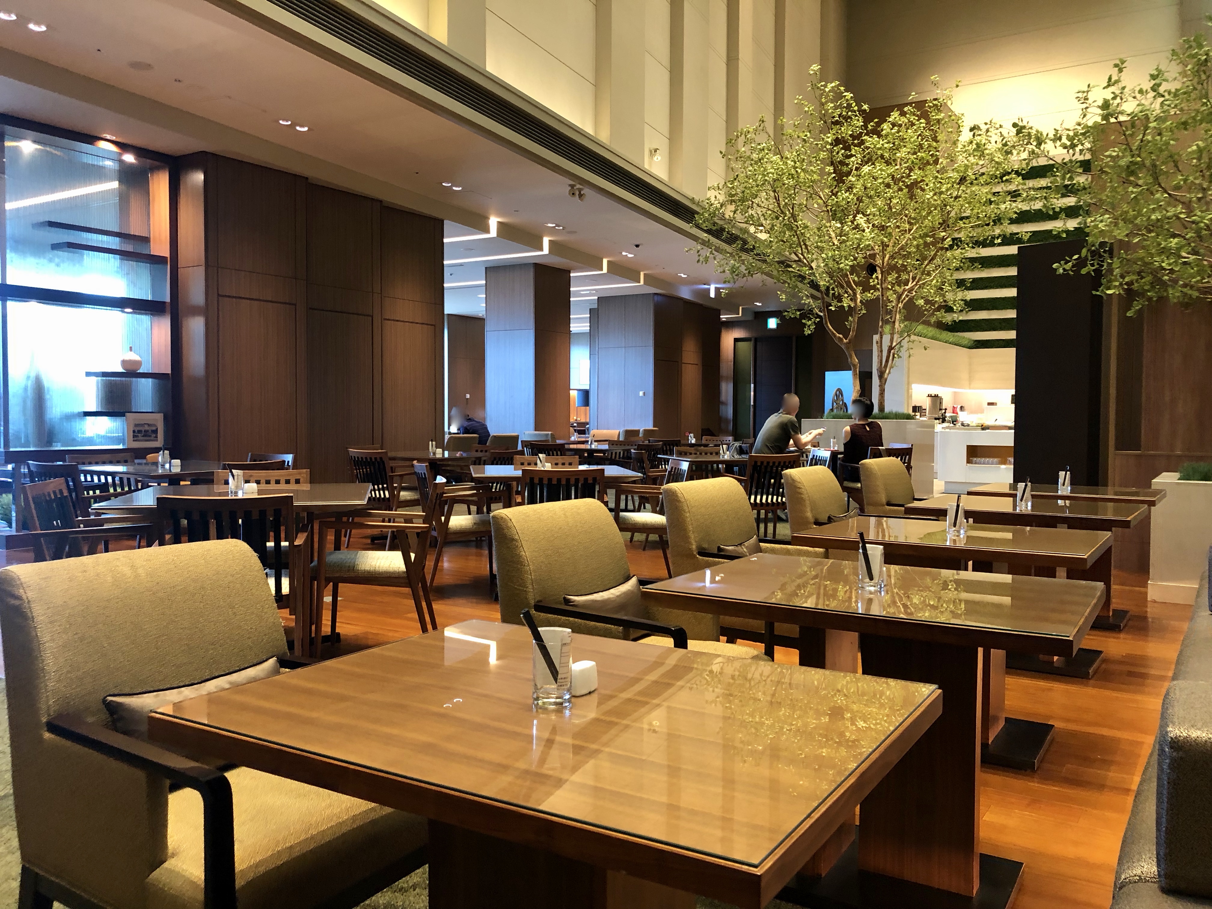 大阪マリオット都ホテルのクラブラウンジの全時間帯 朝食 アフタヌーンティー カクテルタイム バータイム を徹底解説 クレカトラベラー